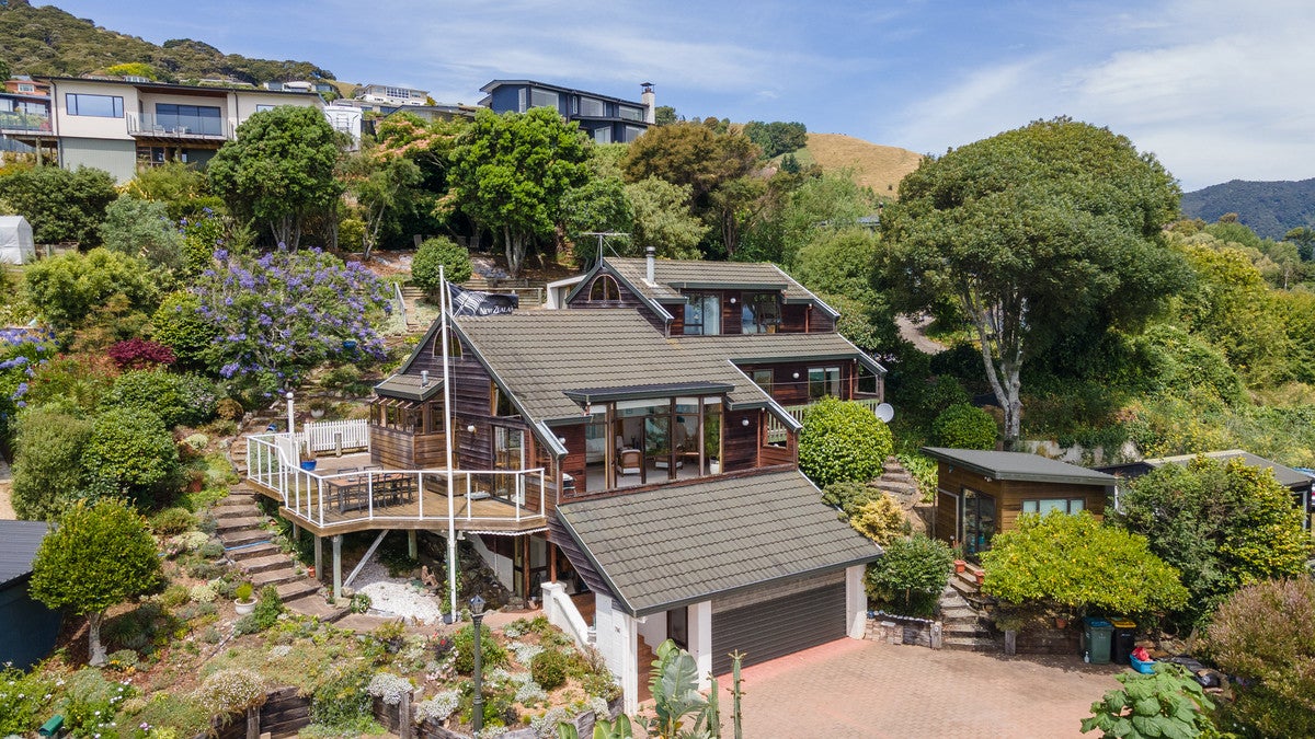 786 Atawhai Drive, Marybank, Nelson - Carousel 1
