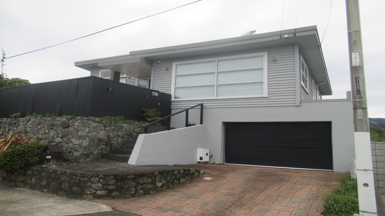 196 Rosetta Road, Raumati South, Paraparaumu - Carousel 1