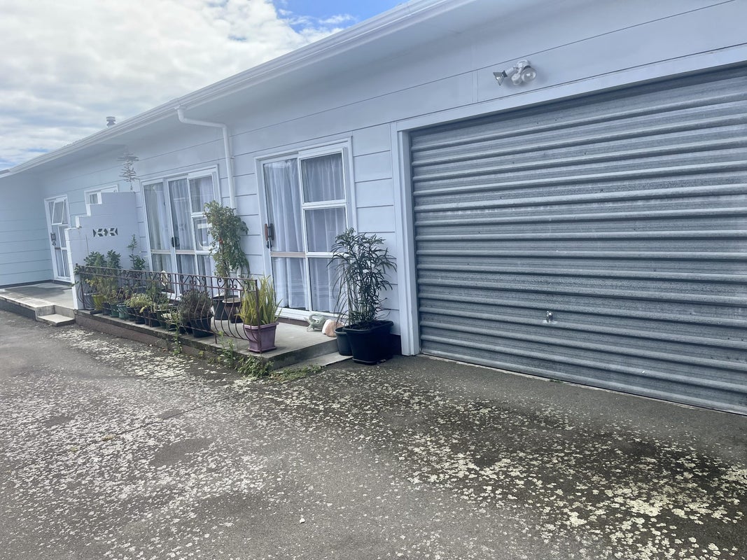 2/17 Cambria Street, The Wood, Nelson - Carousel 1