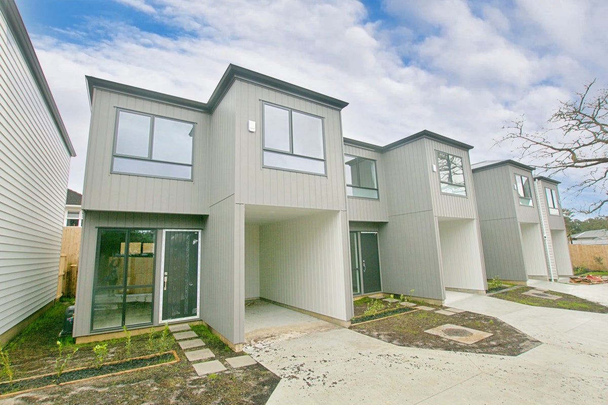82B Salisbury Road, Birkdale, Auckland - Carousel 1