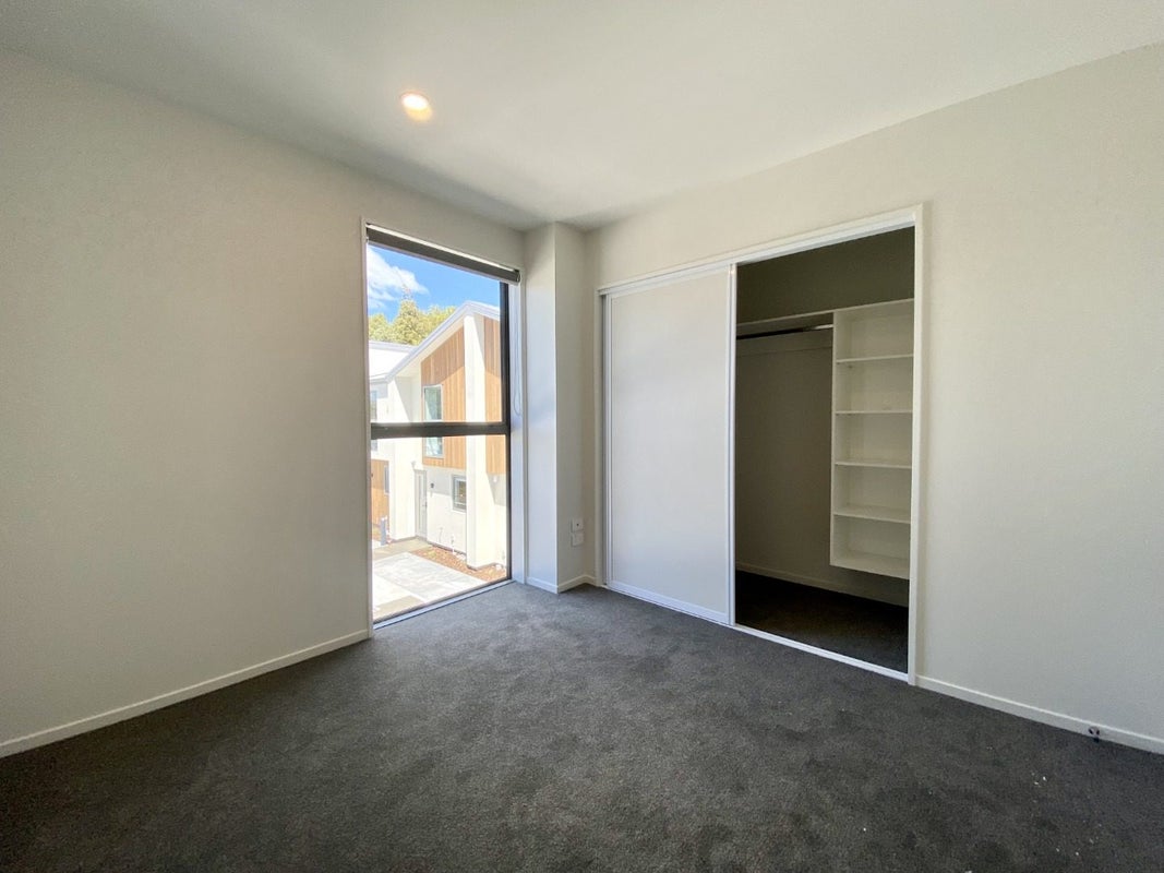 10/7 Lindores Street, Addington, Christchurch - Carousel 11