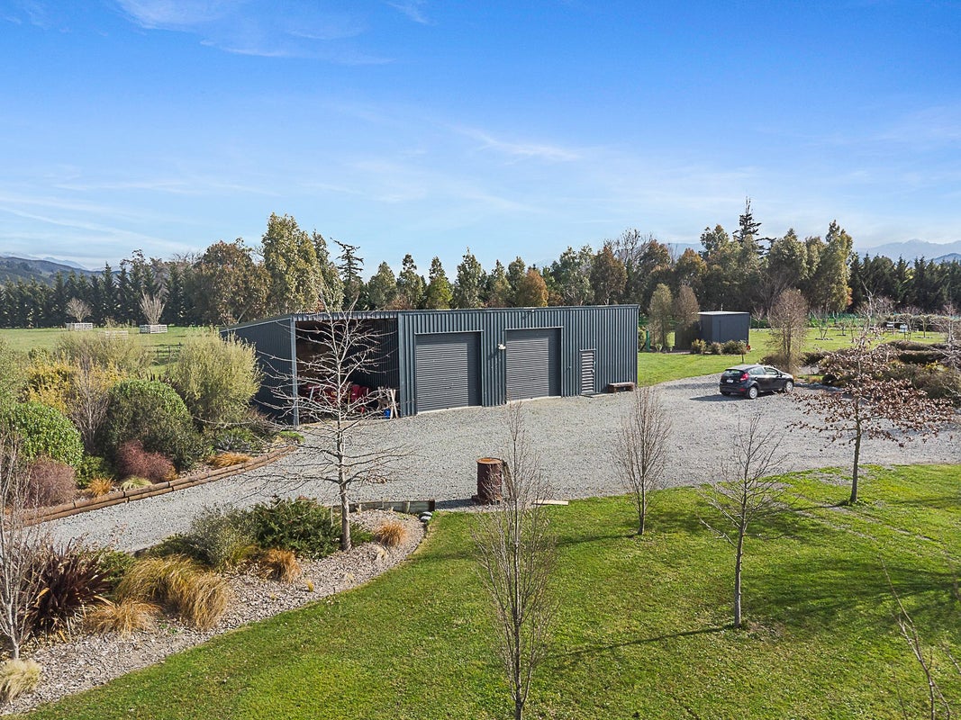2625 State Highway 63, Blenheim - Carousel 50