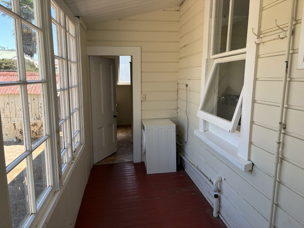 90 Grove Street, The Wood, Nelson - Carousel 21