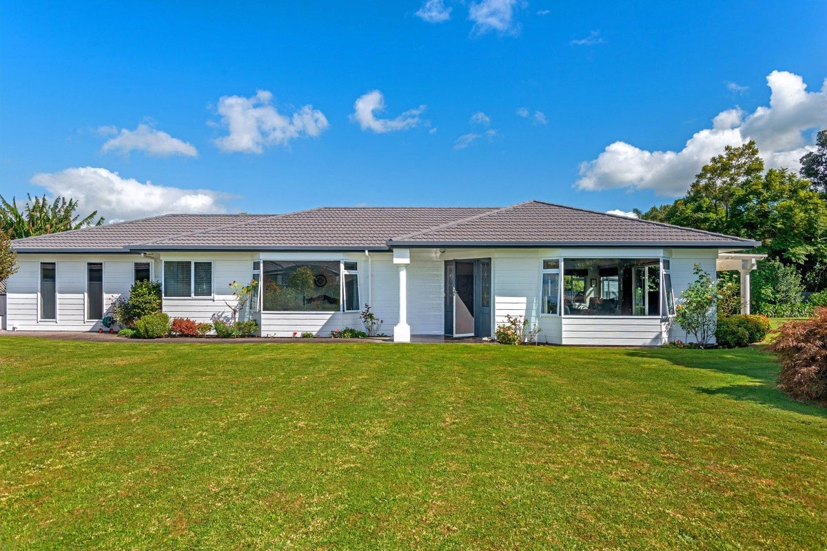 694 Gladstone Road, Te Hapara, Gisborne - Carousel 2