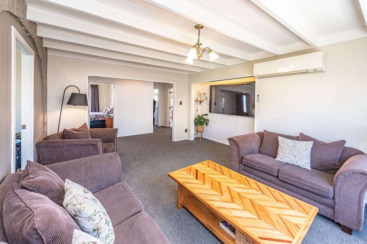36 Lewis Avenue, Aramoho, Whanganui - Carousel 2