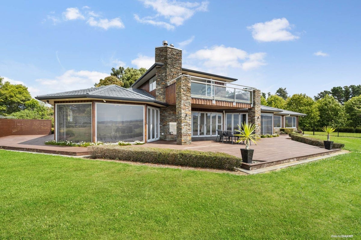 1237 Miranda Road, Pukorokoro / Miranda, Kaiaua - Carousel 2