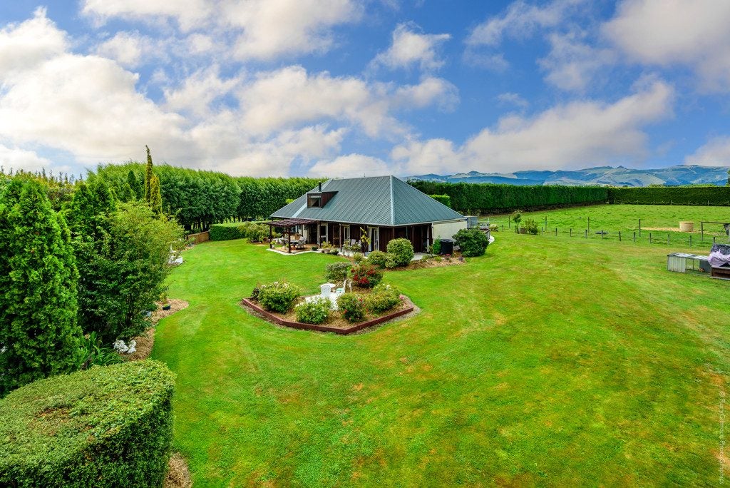 537 Ellesmere Road, Christchurch - Carousel 1
