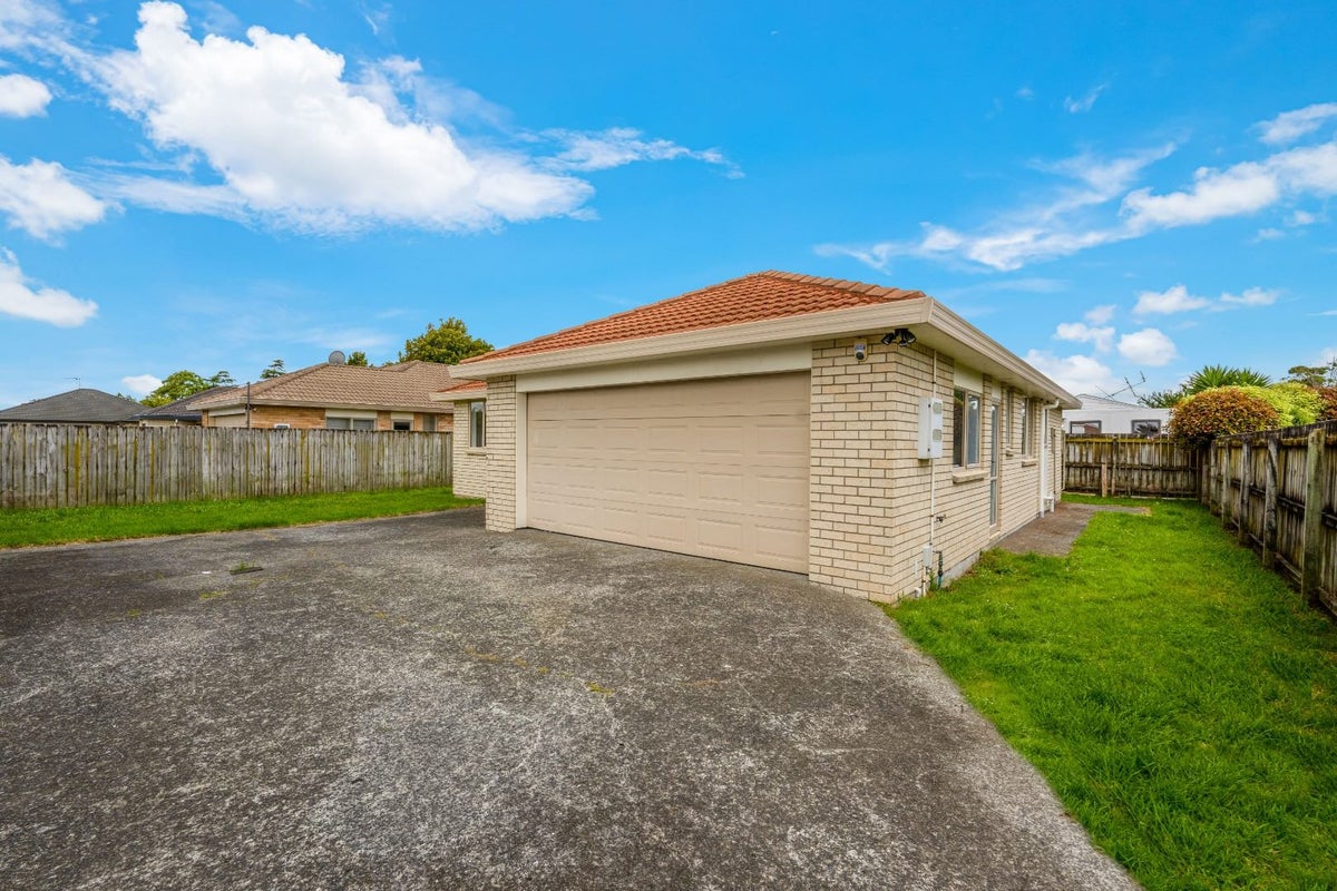 10 Anton Place, Takanini, Auckland - Carousel 16