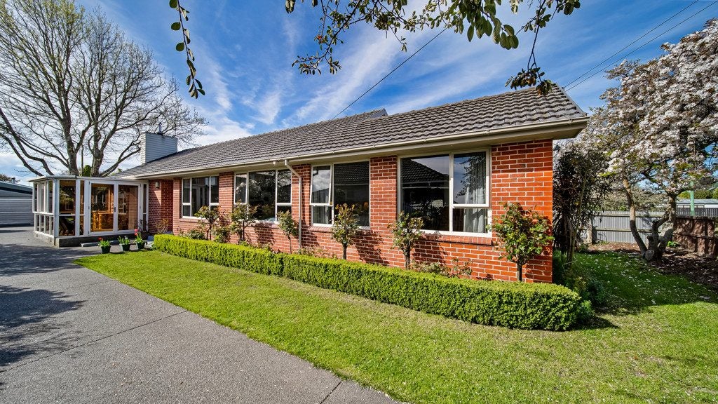 32 Coniston Avenue, Ilam, Christchurch - Carousel 2