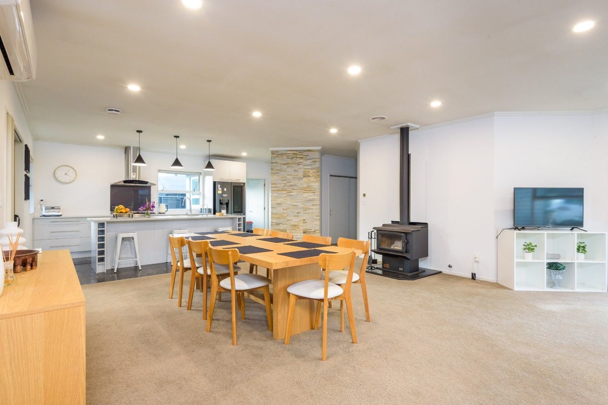 54 Darjon Drive, Huntington, Hamilton - Carousel 2