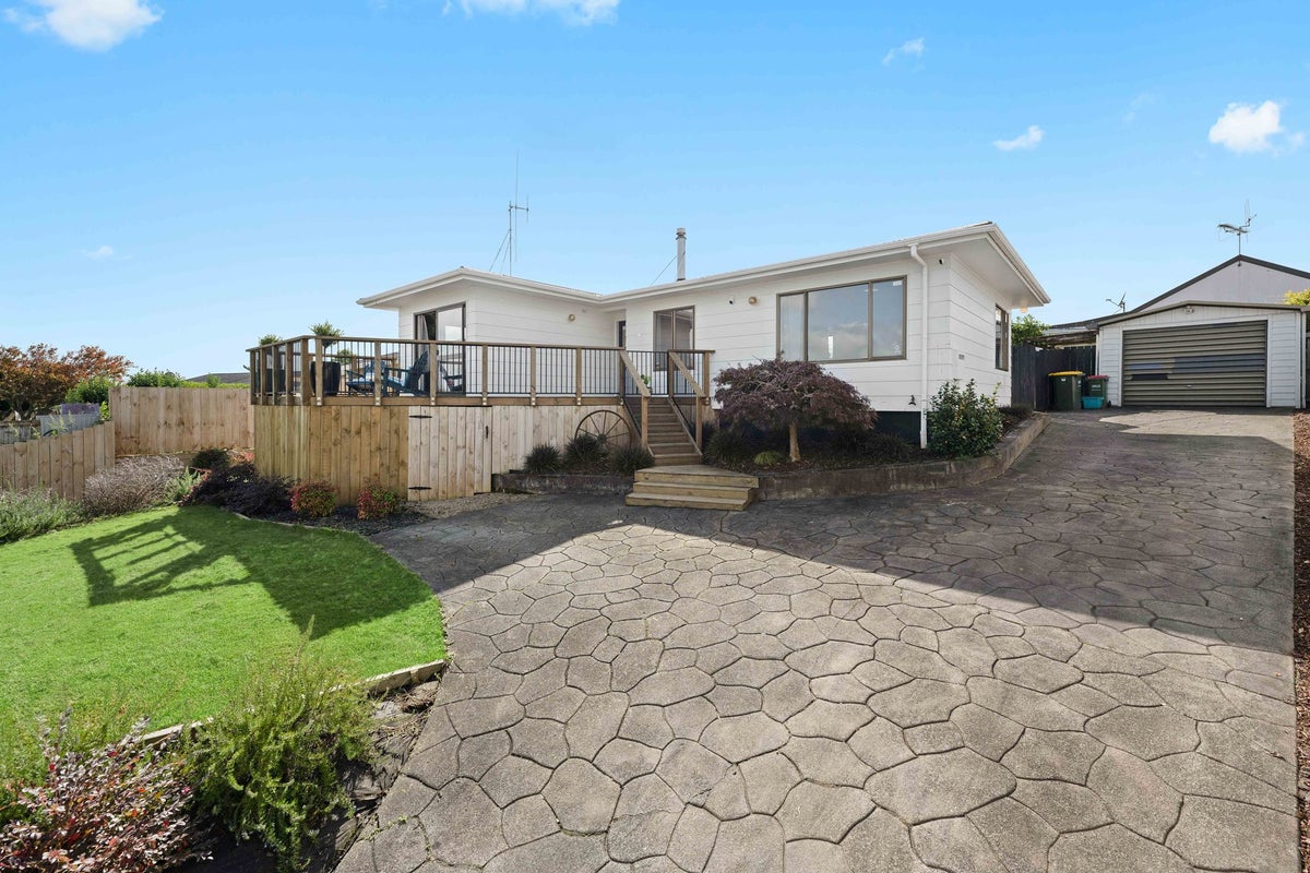 18 Thode Place, Nawton, Hamilton - Carousel 17