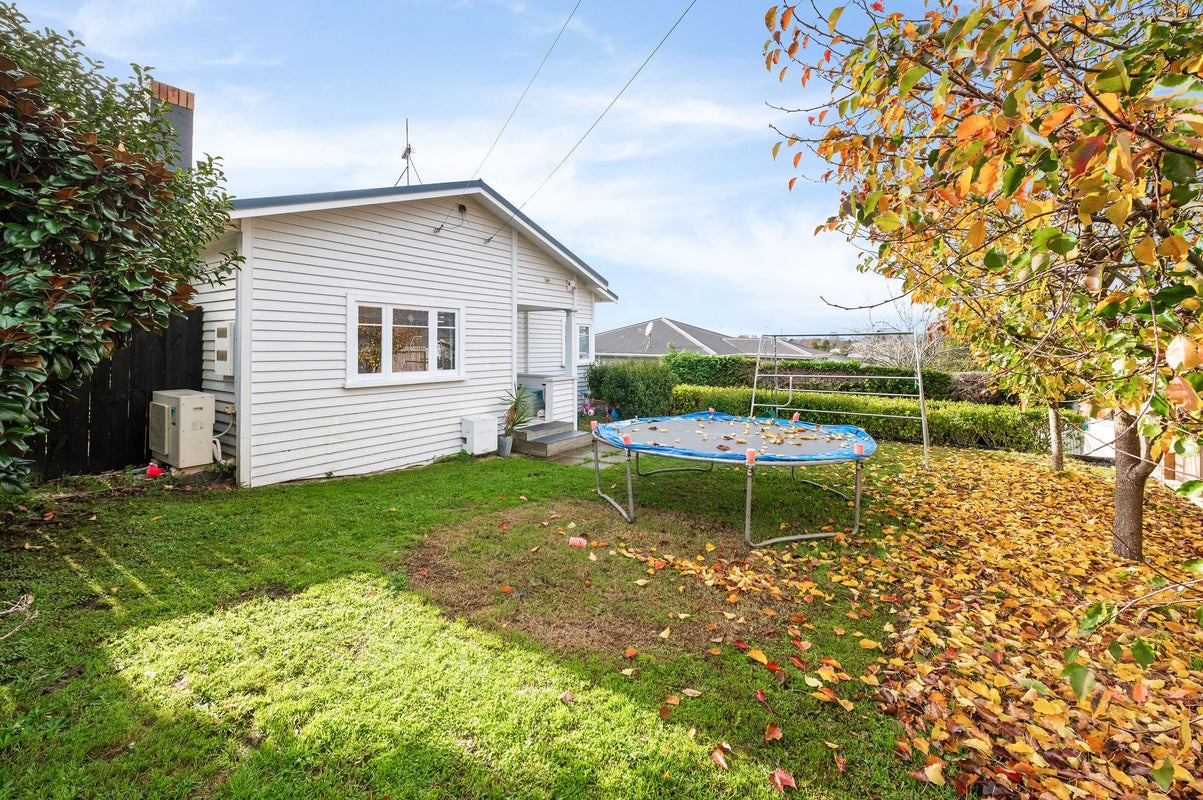 26 Rata Street, Maeroa, Hamilton - Carousel 19