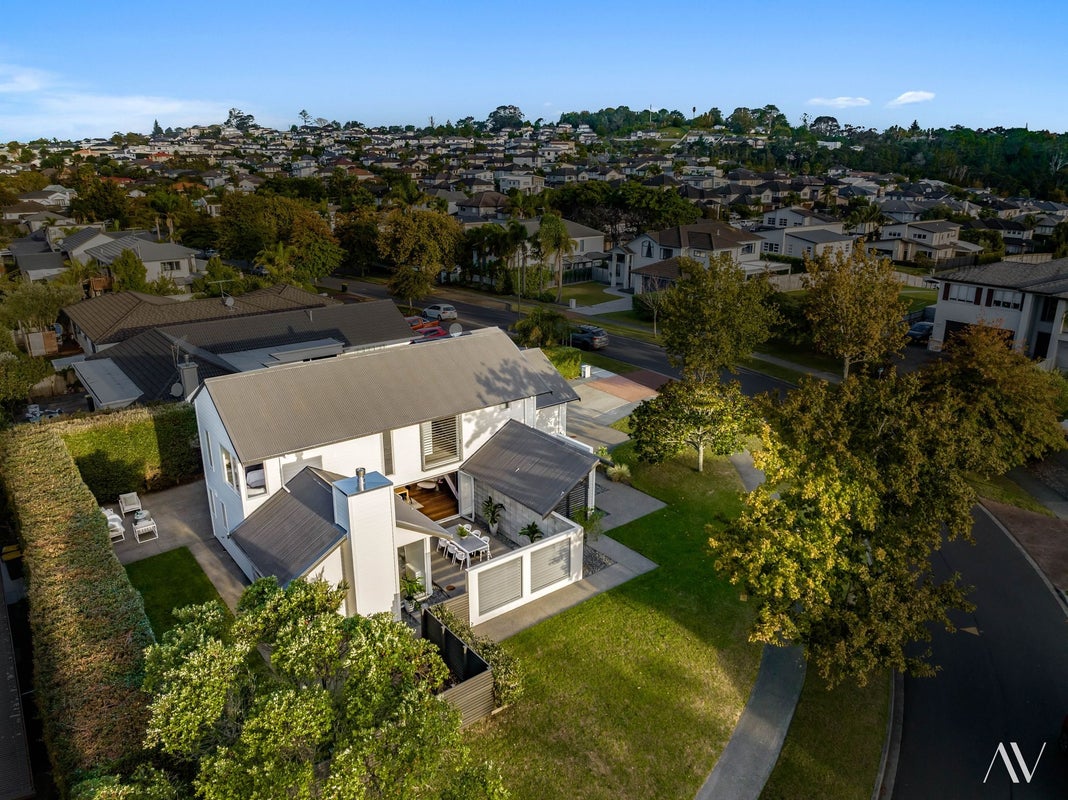 39 English Oak Drive, Schnapper Rock, Auckland - Carousel 2