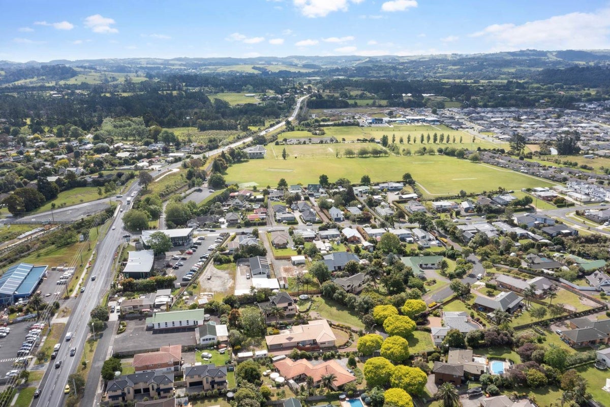 20 Sunny Crescent, Huapai, Kumeu - Carousel 34