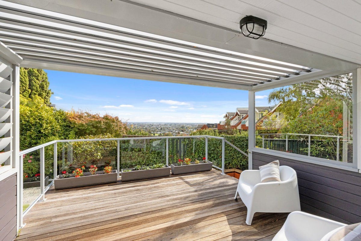 10 Heaton Rhodes Place, Cashmere, Christchurch - Carousel 1