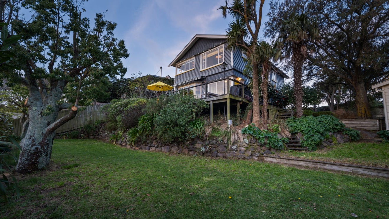 83 Hackthorne Road, Cashmere, Christchurch - Carousel 2
