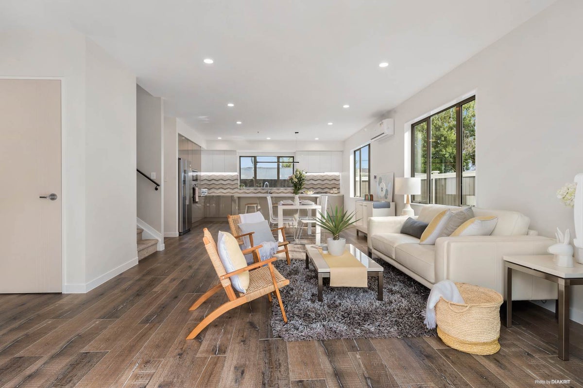 27C Law Street, Torbay, Auckland - Carousel 2