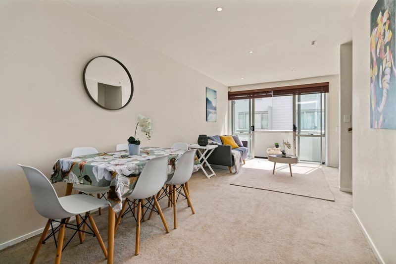 17/852 Mount Eden Road, Three Kings, Auckland - Carousel 2