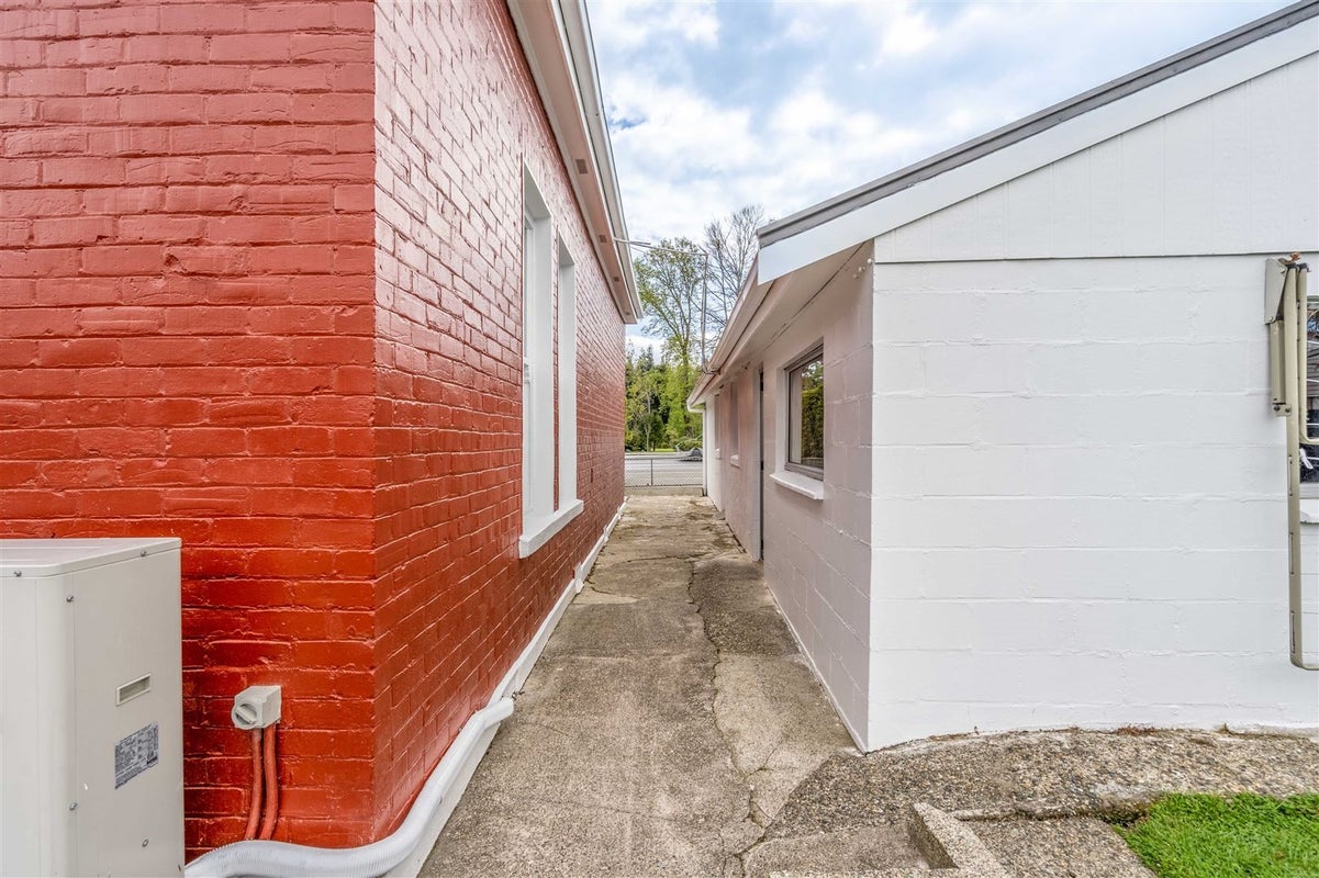 305 Queens Drive, Windsor, Invercargill - Carousel 31