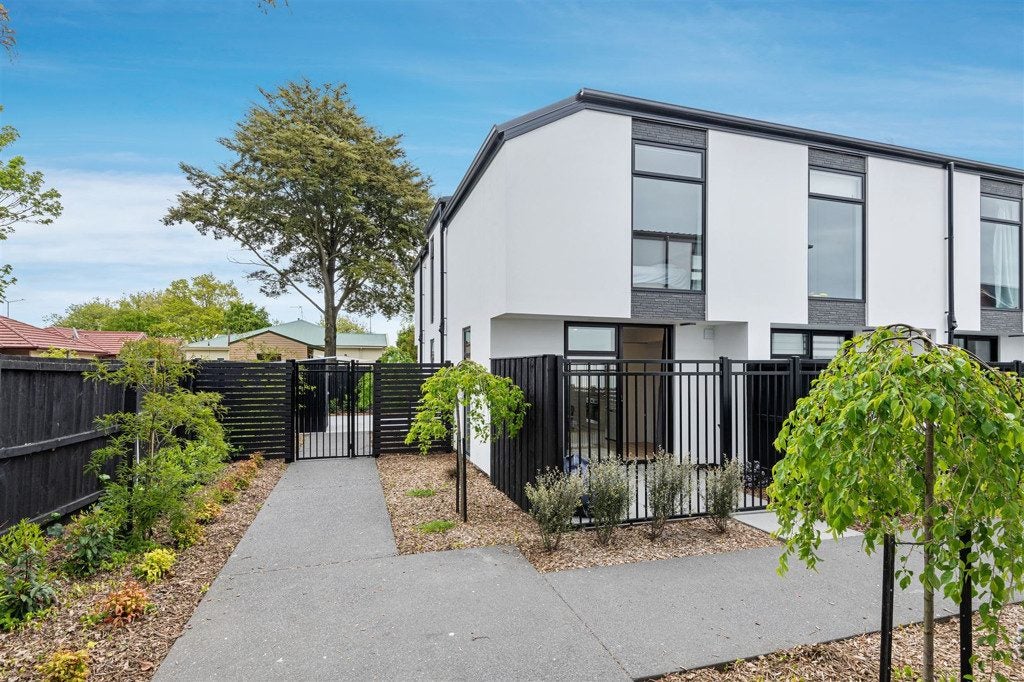 6/12 New Brighton Road, Shirley, Christchurch - Carousel 2