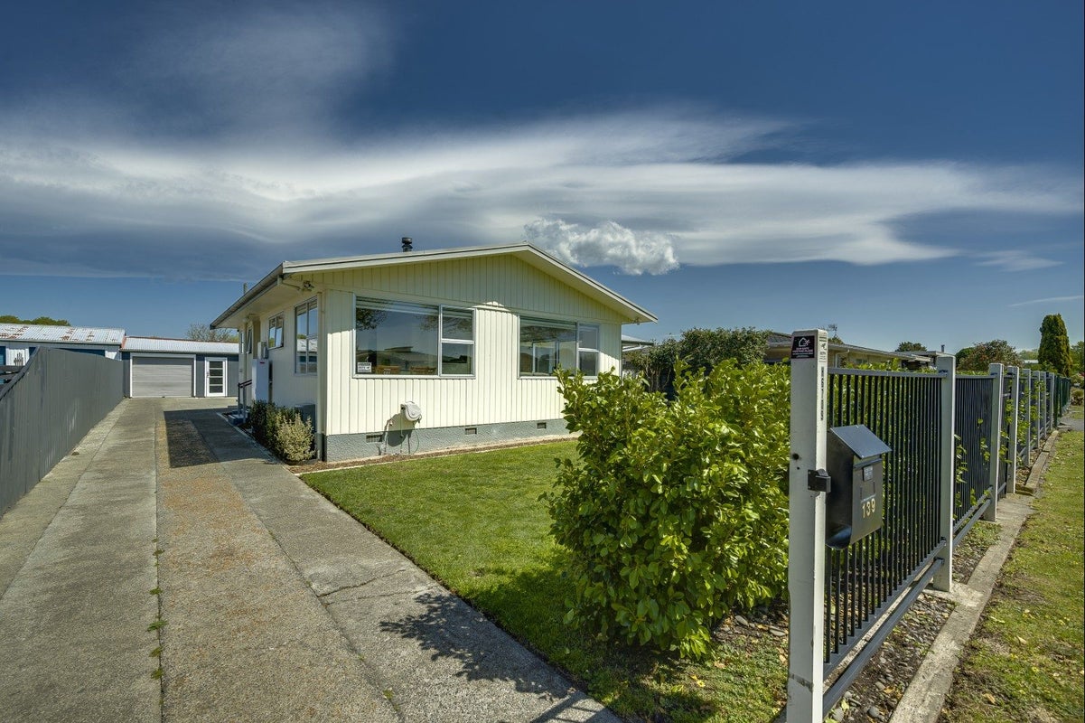 139 Flaxmere Avenue, Flaxmere, Hastings - Carousel 1