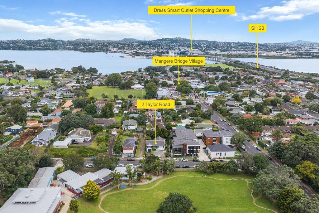 2 Taylor Road, Mangere Bridge, Auckland - Carousel 28