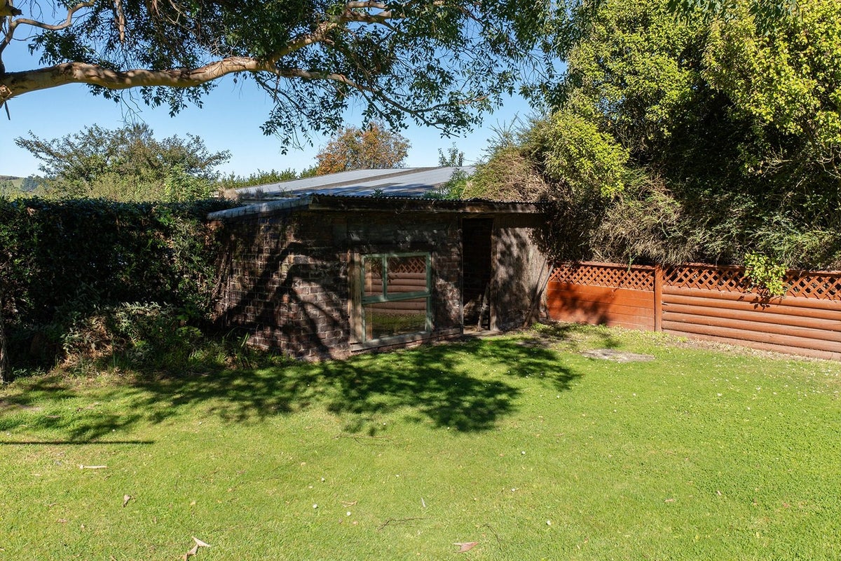 8 Exeter Street, Abbotsford, Dunedin - Carousel 16
