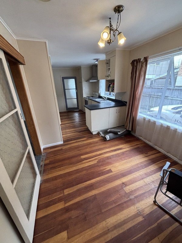 11 Nevada Road, Silverdale, Hamilton - Carousel 8