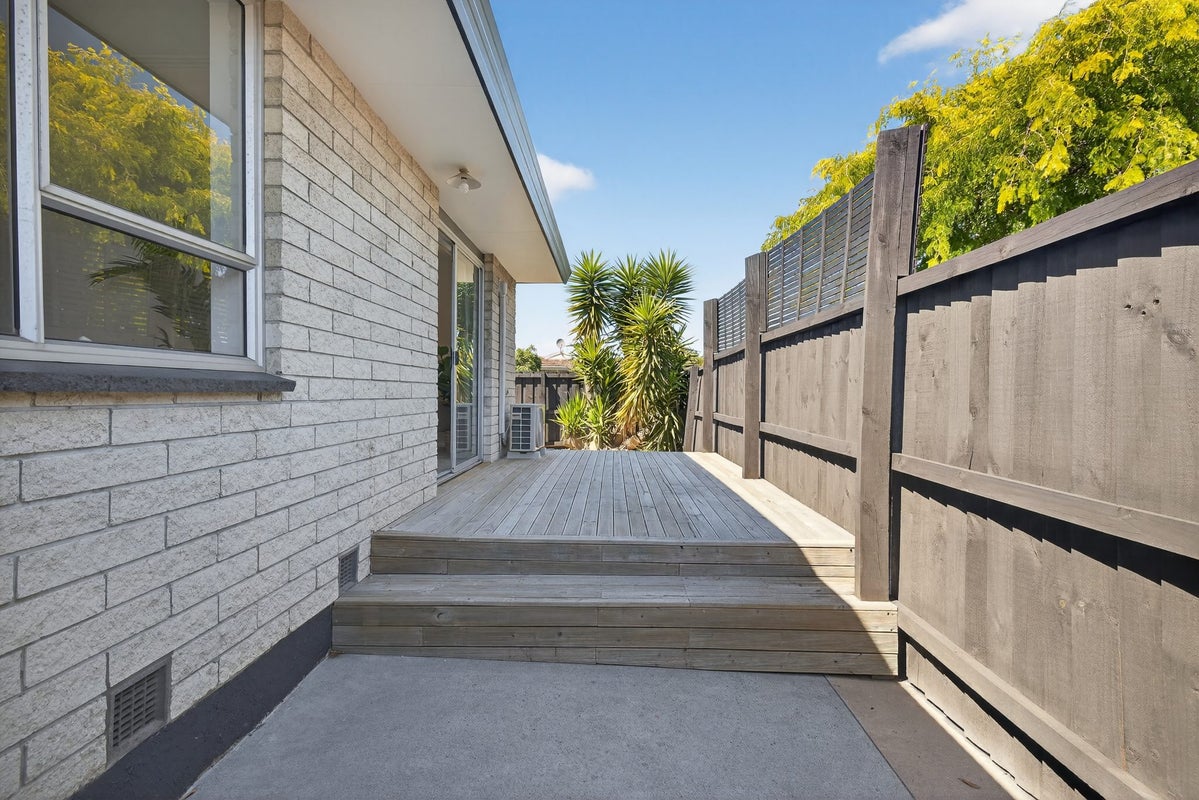 1/83 Hay Street, Bromley, Christchurch - Carousel 16