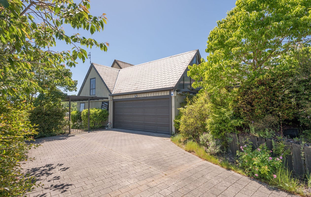 5 Ledbury Road, Atawhai, Nelson - Carousel 1