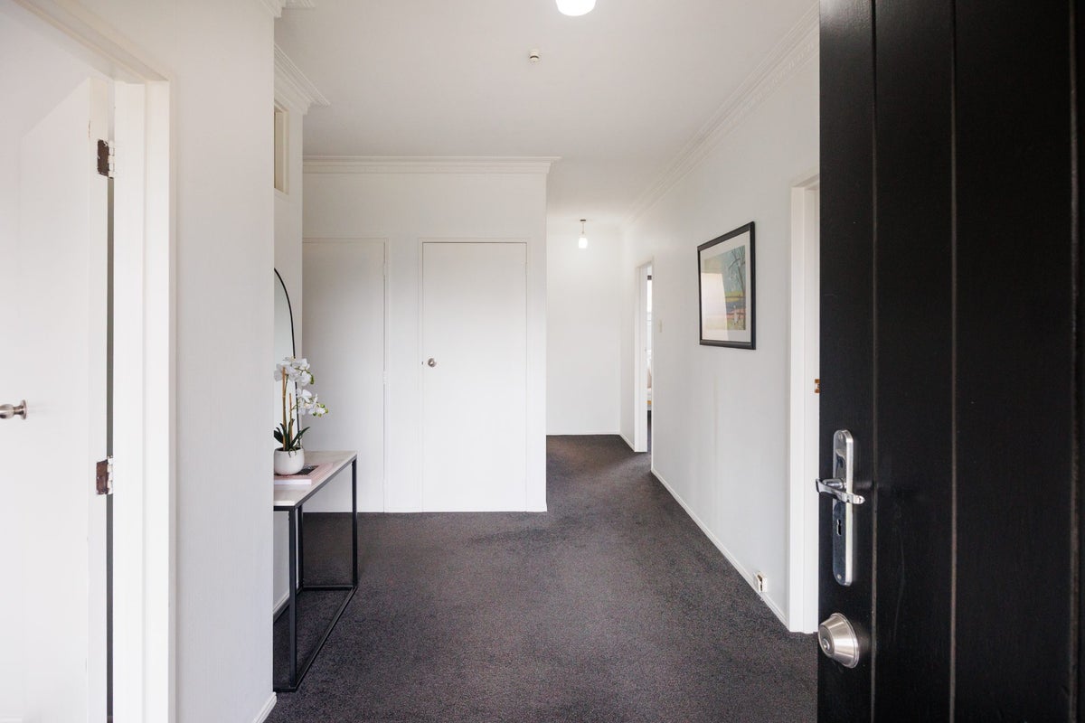 36 Winston Avenue, Hokowhitu, Palmerston North, Manawatu / Whanganui - Carousel 2