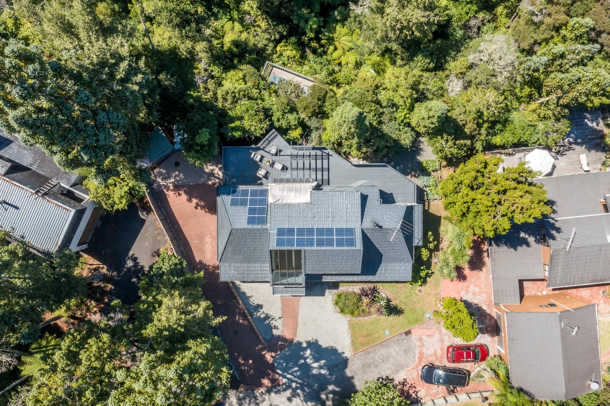 16 Homewood Place, Chatswood, Auckland - Carousel 2