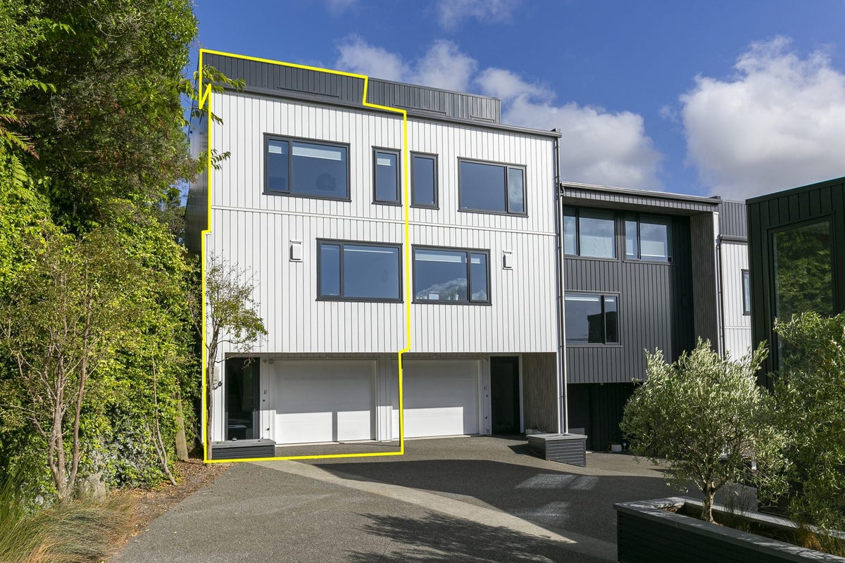A1/12A QUETTA ST, NGAIO, WELLINGTON - Carousel 1