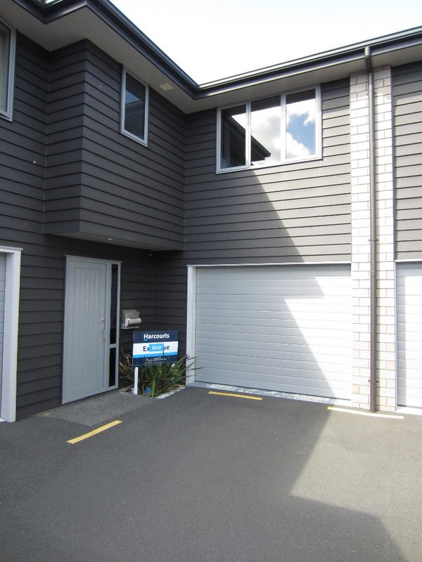 14 Stadium Lane, Whitiora, Hamilton - Carousel 13