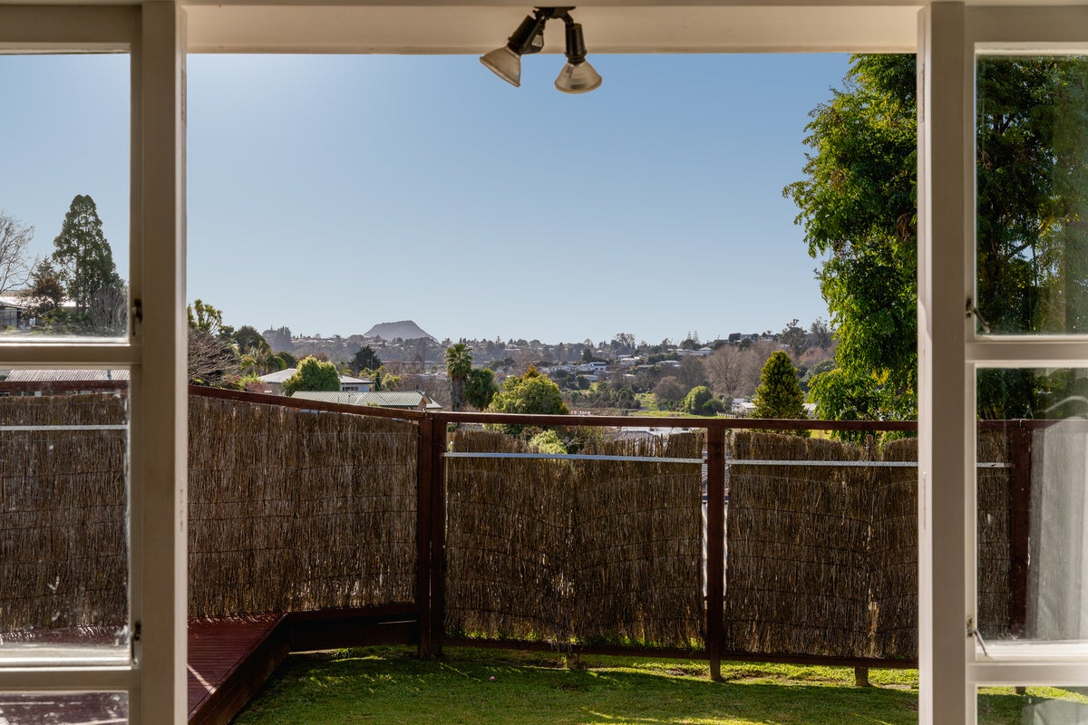 66 Coopers Road, Gate Pa, Tauranga - Carousel 2