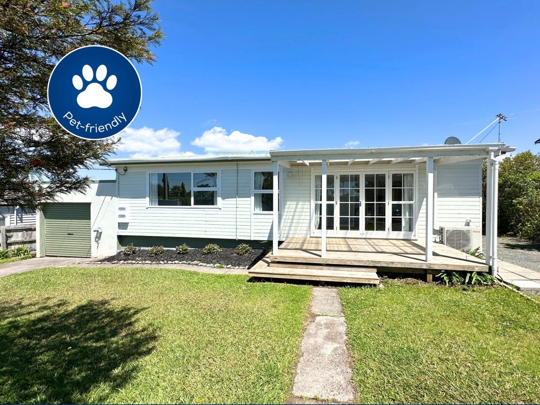 998 Whangaparaoa Road, Matakatia, Whangaparaoa - Carousel 1