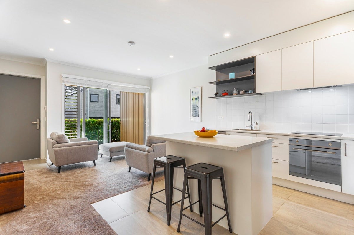 12/2 Warrant Officer Lane, Hobsonville, Auckland - Carousel 1