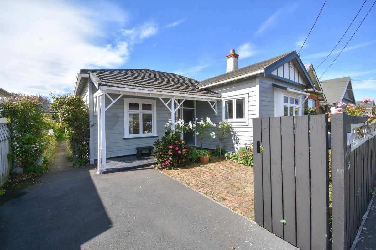 5 Nile Street, Saint Clair, Dunedin - Carousel 2