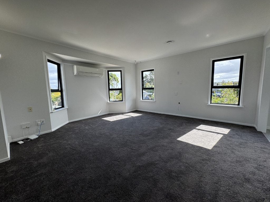 18 Caronia Crescent, Lynfield, Auckland - Carousel 17