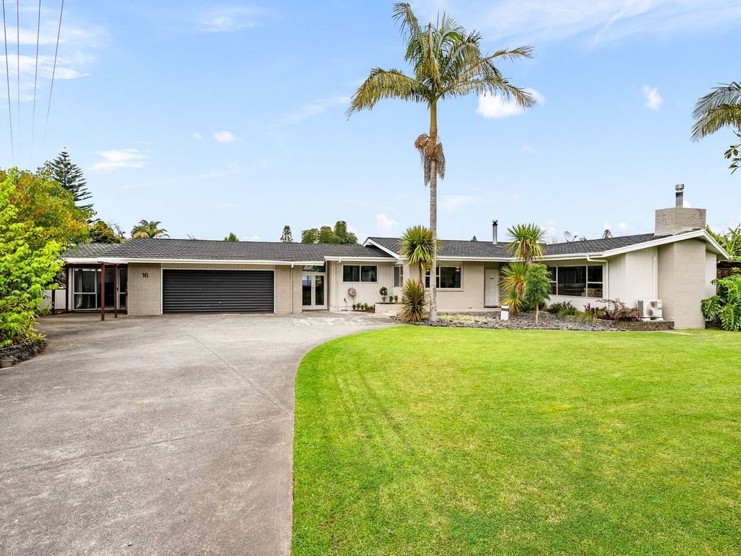 16 Sierra Avenue, Kamo, Whangarei - Carousel 1