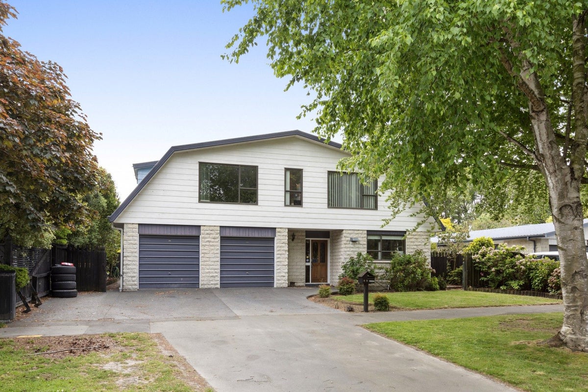 20 Tyndale Place, Ilam, Christchurch - Carousel 1