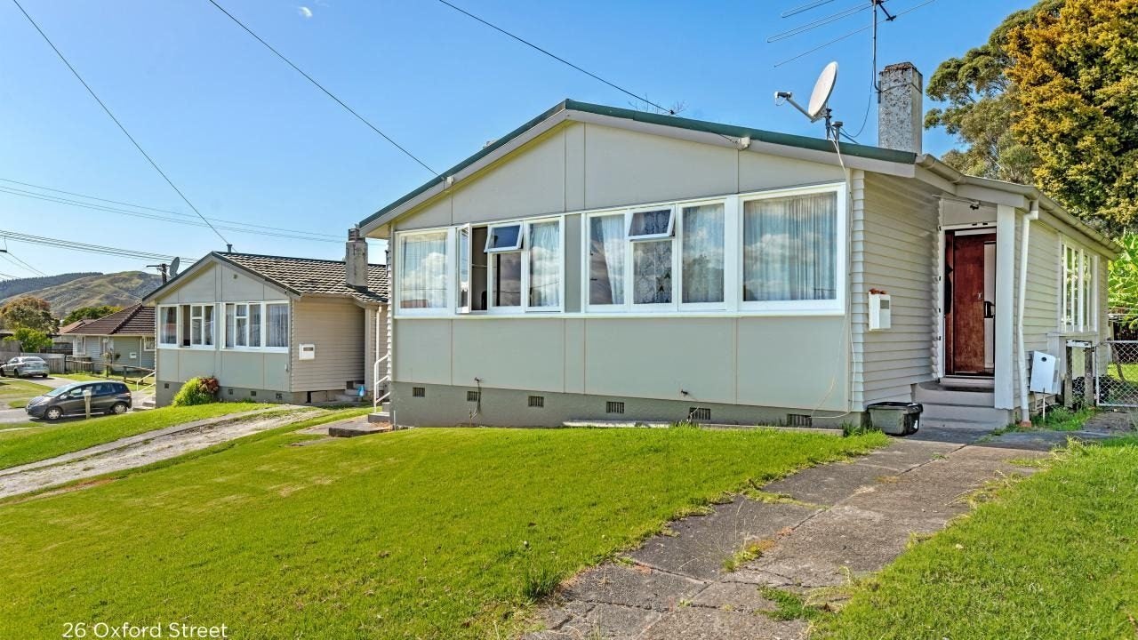 26 Oxford Street, Kaiti, Gisborne - Carousel 1