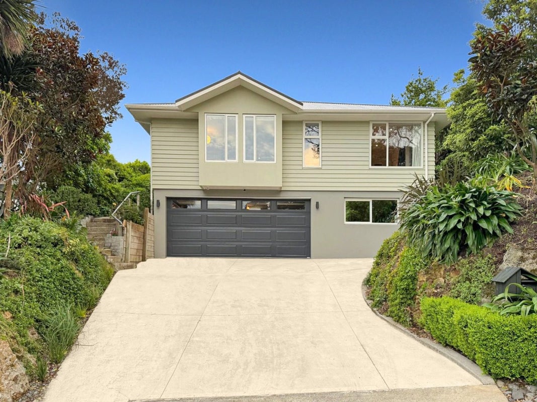9 Benares Street, Khandallah, Wellington - Carousel 2