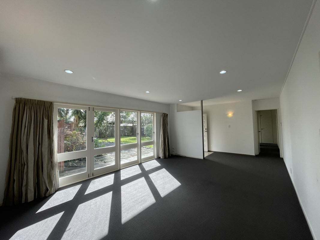43 Meadway, Sunnyhills, Auckland - Carousel 2
