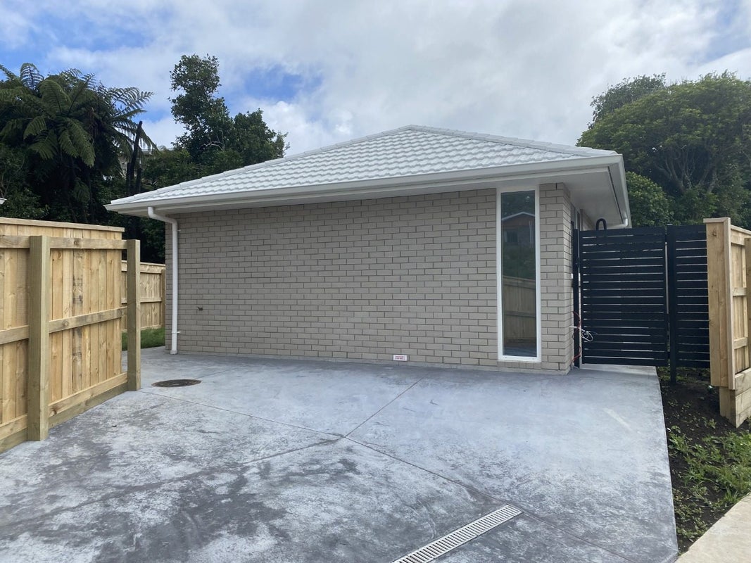 30A Norwich Avenue, Spotswood, New Plymouth - Carousel 2