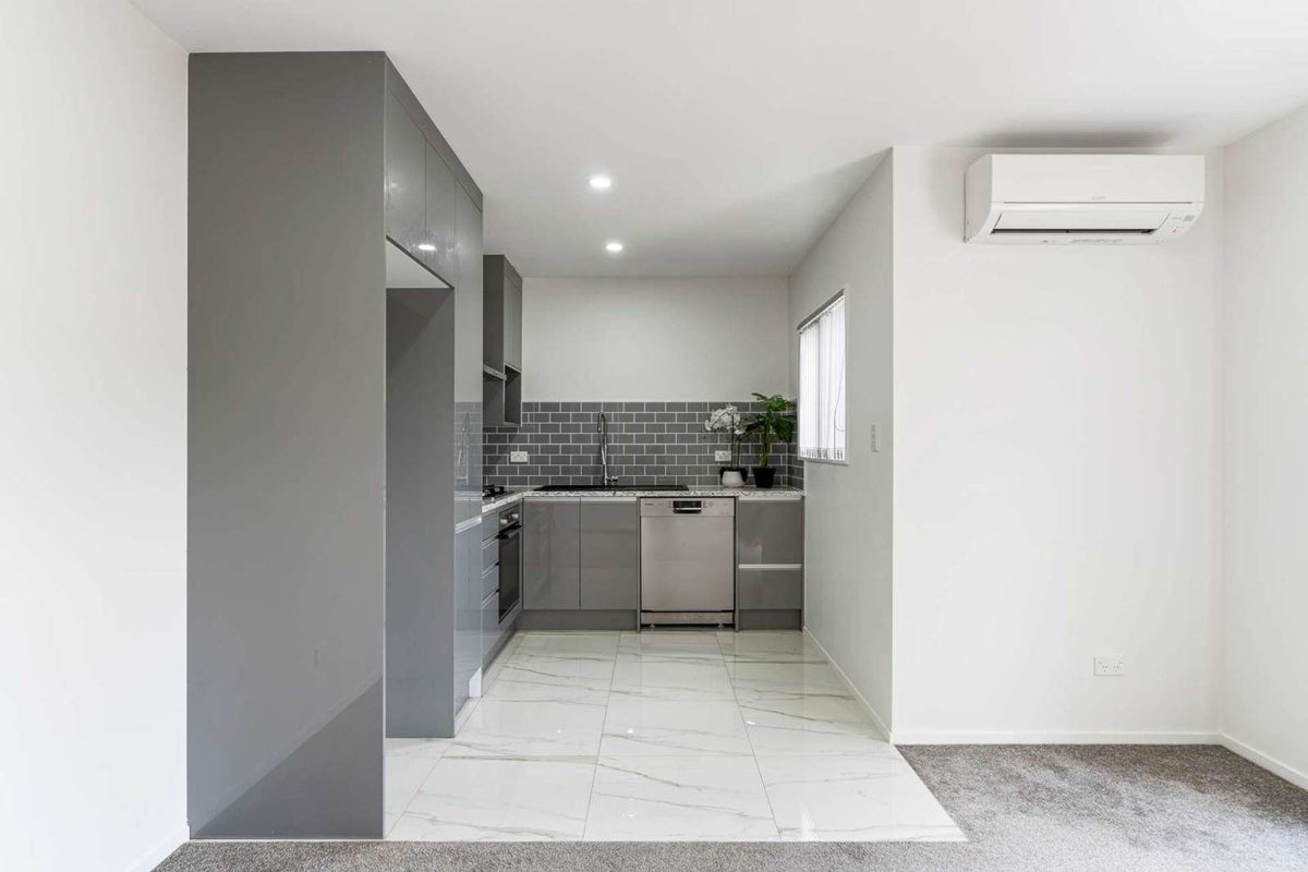 10A Bliss Court, Takanini, Auckland - Carousel 2