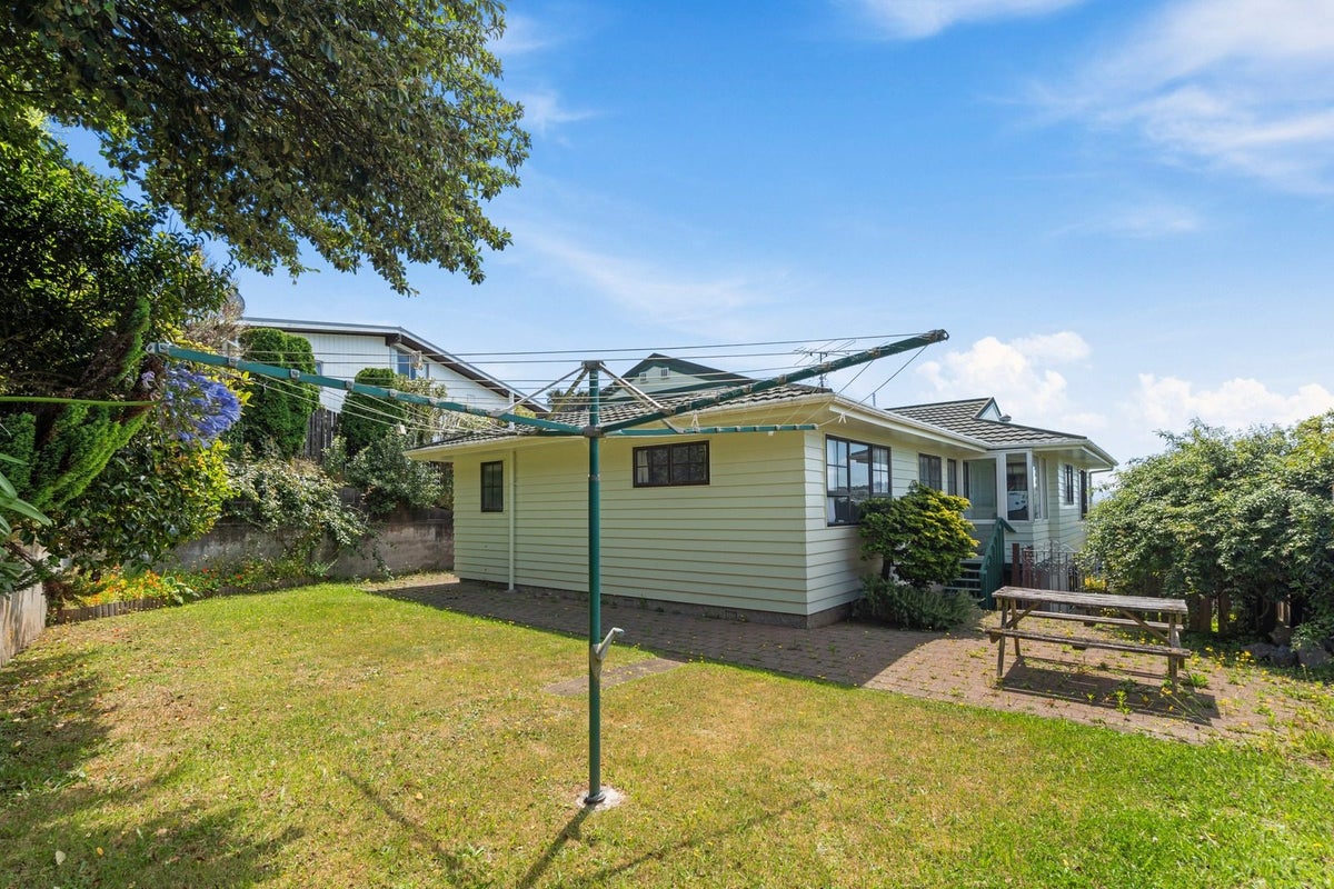 31 John Sims Drive, Broadmeadows, Wellington - Carousel 2