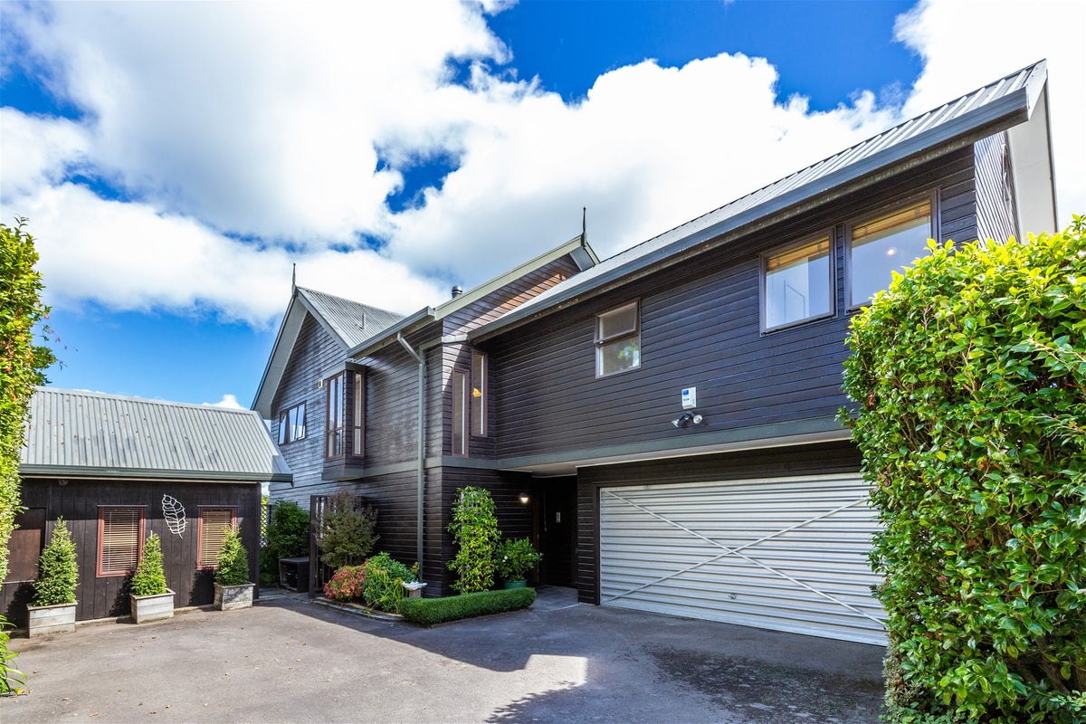 83 Rainbow Drive, Rainbow Point, Taupo - Carousel 2