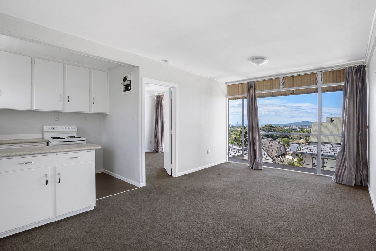 9/219 Onewa Road, Birkenhead, Auckland - Carousel 15