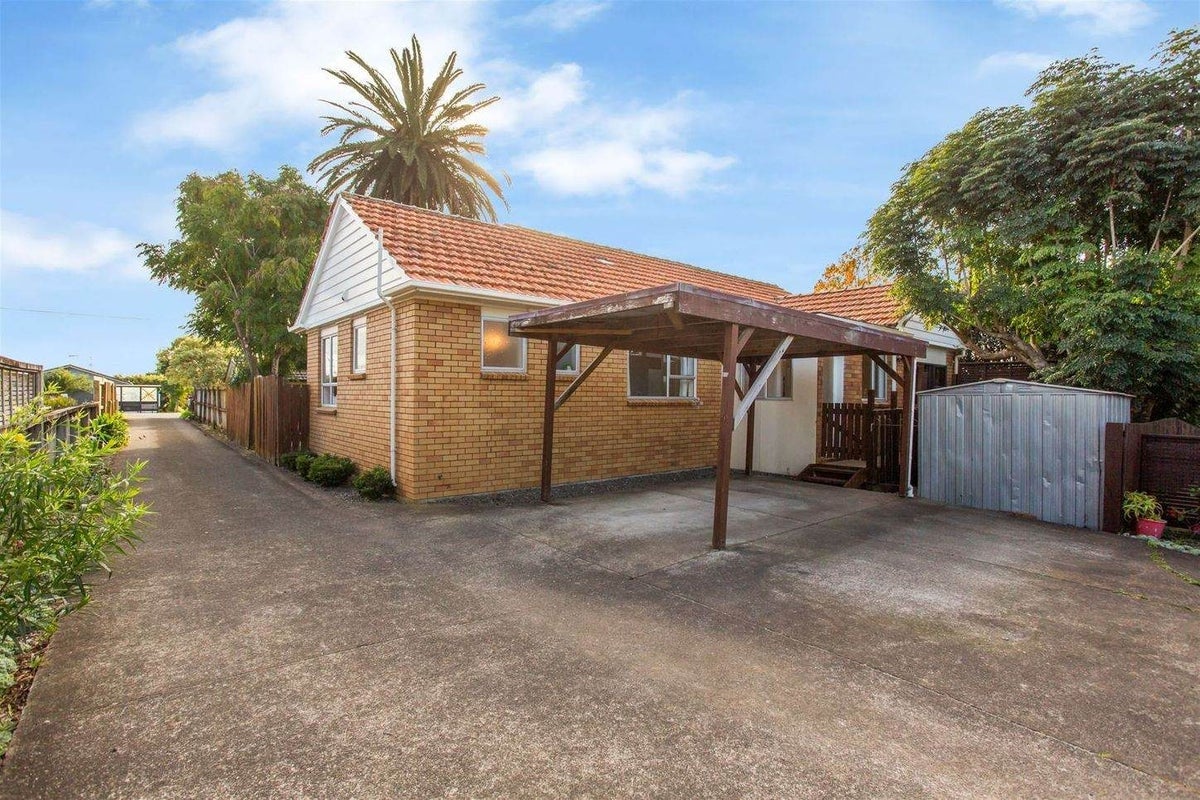 60A Waimumu Road, Massey, Auckland - Carousel 2